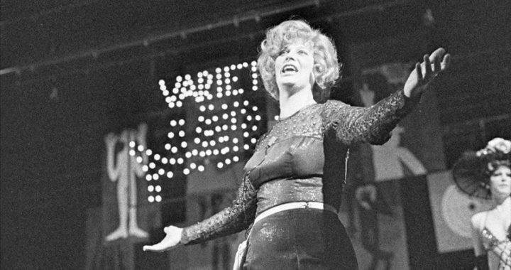 Laďka Kozderková - Vražda ve varieté 1981